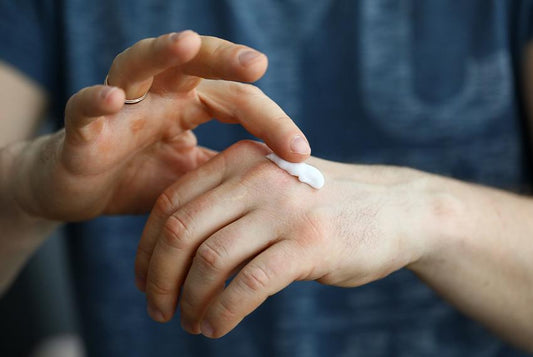 How Does the Best Body Moisturizer for Men Benefit You